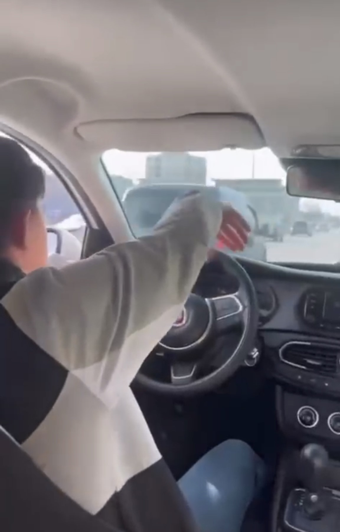 Trafikte Makas Bursa Gencgazete (3)