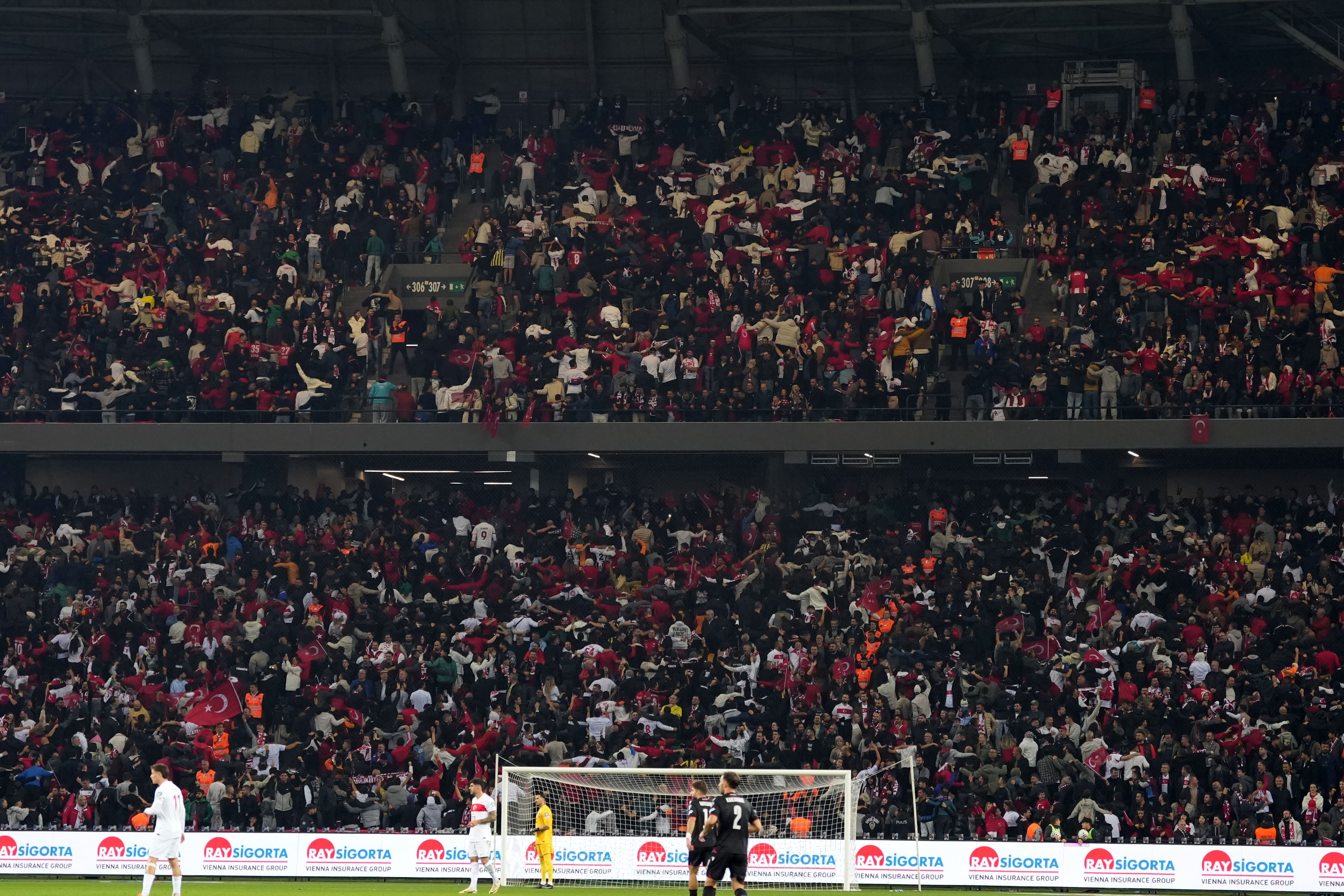 Türkiye Gürcistan Maçını 27 Bin 974 Seyirci Takip Etti