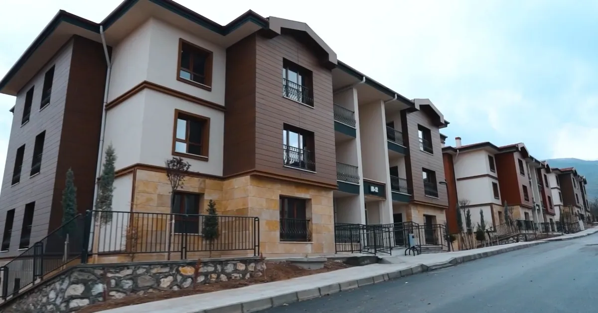 Y U Z Y I L I N K O N U T P R O J E S I B A S L I Y O R 975363 289655 Gencgazete