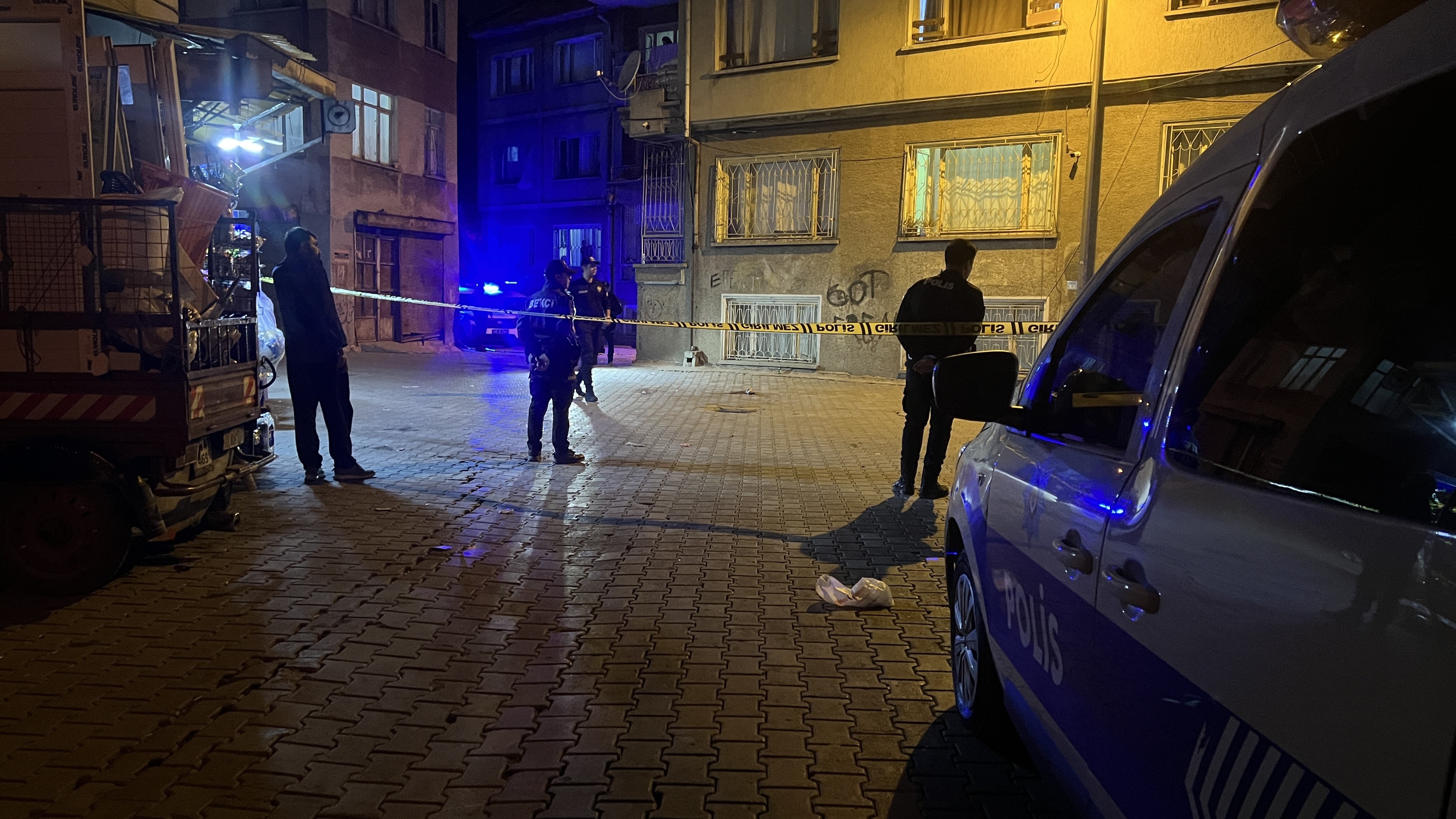 Yan Bakma Kavgasında 5 Yaşındaki Çocuk Hayatını Kaybetti (3)