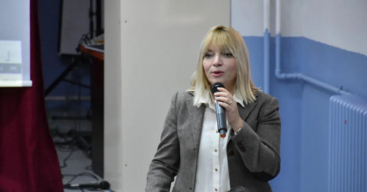 Yazar Birsen Ekim Özen Kimdir Birsen Ekim Özen Nereli Ve Kaç Yaşında Birsen Ekim Özen Hangi Kitapları Yazdı (8)