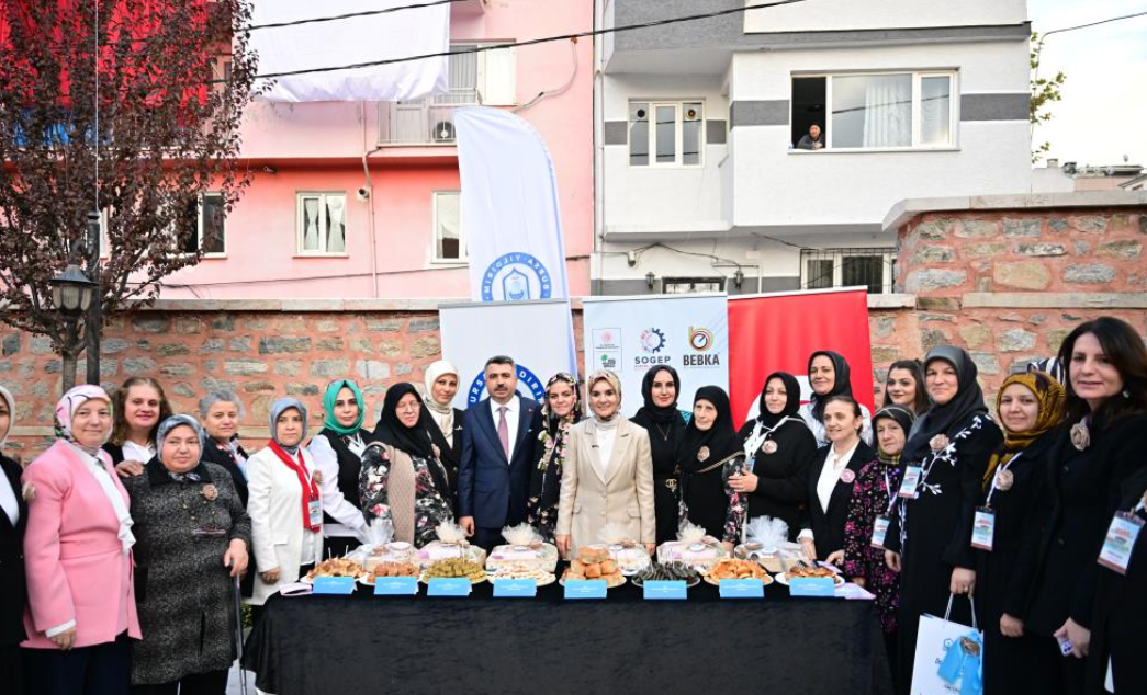 Yıldırım Sanat Ve Zanaat Merkezi'ni Bakan Göktaş Açtı (1)