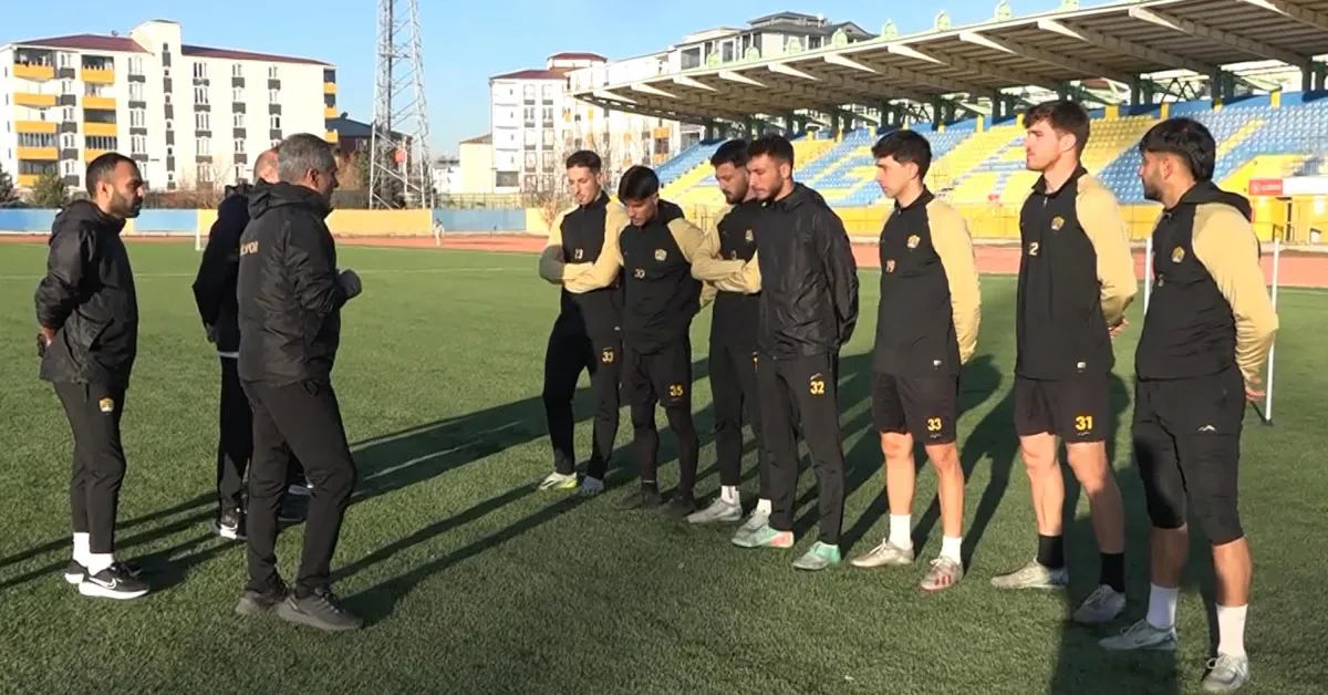 A G R I 1970 S P O R D A 17 F U T B O L C U B A H I S C E Z A 1028040 305048 Gencgazete