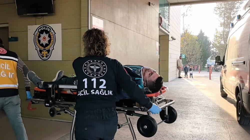 İnegöl’de feci kaza! Motosikletli otomobile çarptı