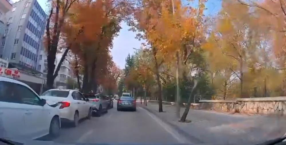 Bursa’da iki kaza! O anlar kamerada...-1