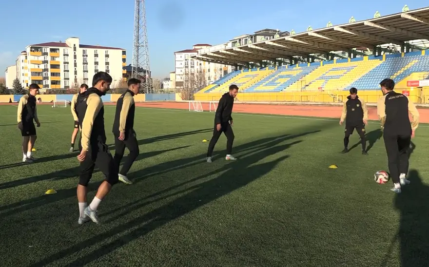 Ağrı 1970 Spor’da Bahis Operasyonu Sonrası Kadro Krizi! Sadece 7 Futbolcu Kaldı (2)