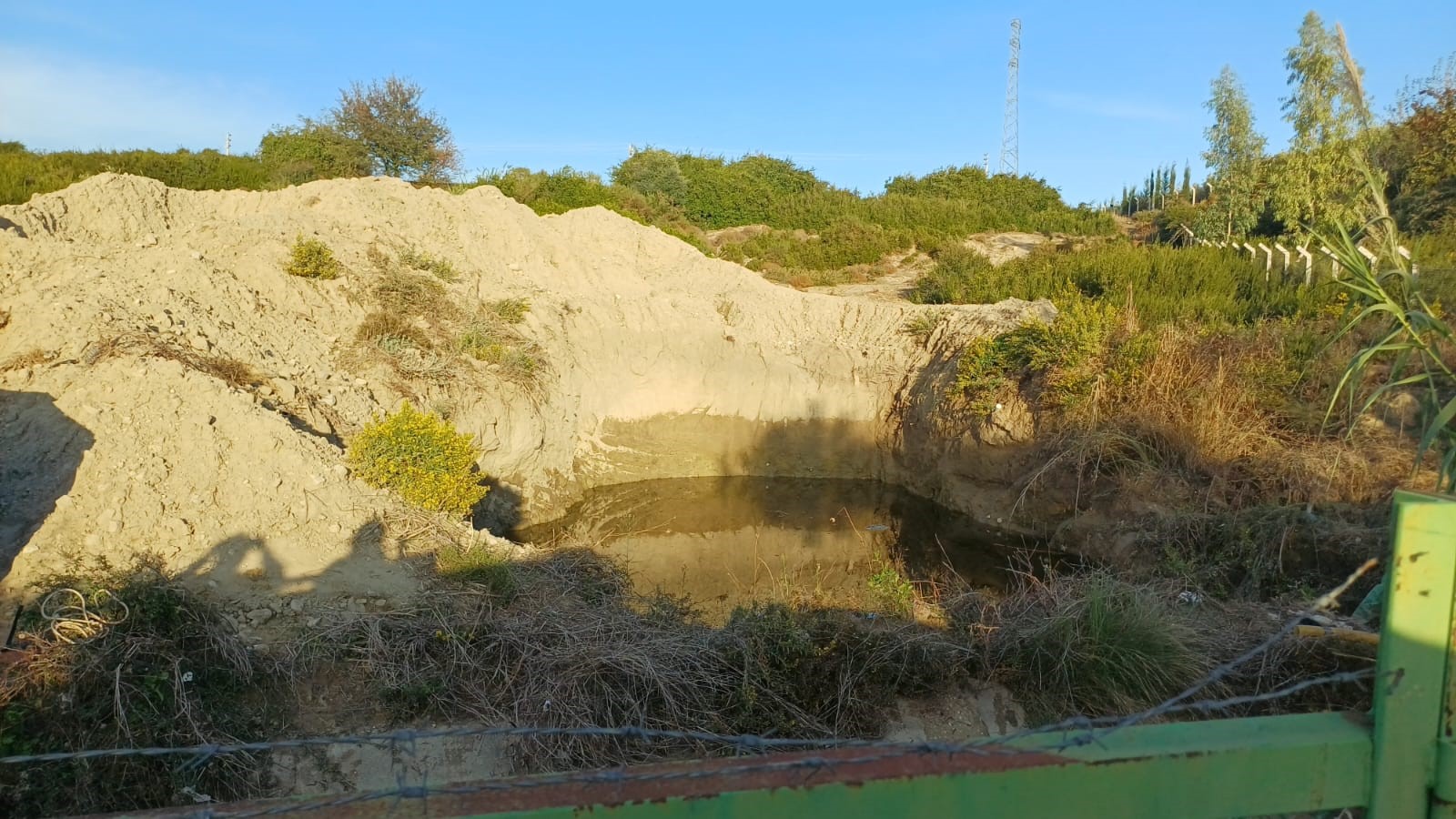 Antalya'da 4 Metrelik Su Çukuruna Düşen Yaşlı Kadın Hayatını Kaybetti (4)