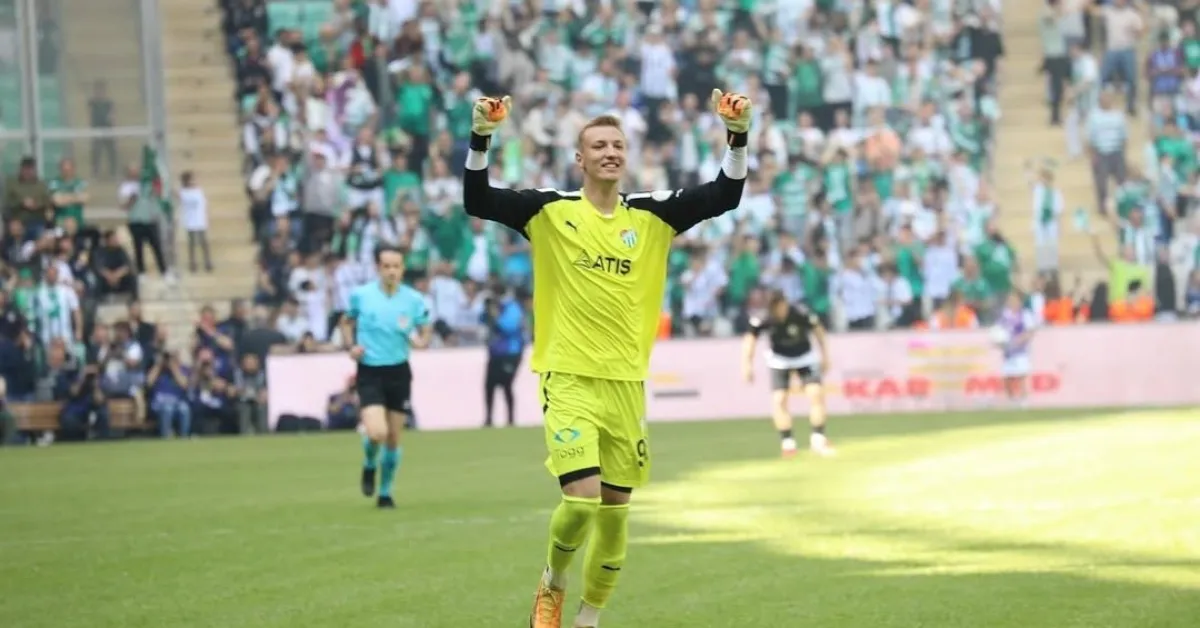 Avrupa Devleri İnegöllü Yıldızı Takibe Aldı (2)