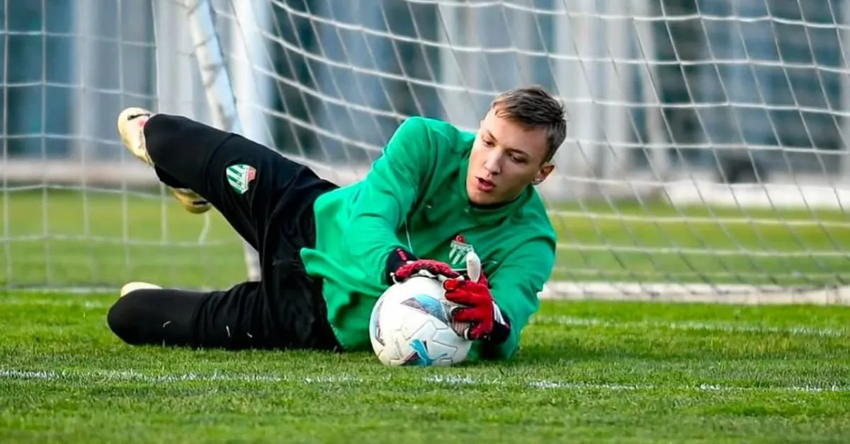 Avrupa Devleri İnegöllü Yıldızı Takibe Aldı (4)