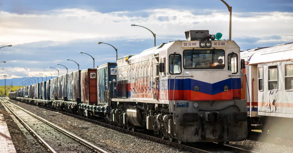 B A K A N U R A L O G L U 2028 D E I L T I S A K H A T T I U Z 1028861 305278 Gencgazete