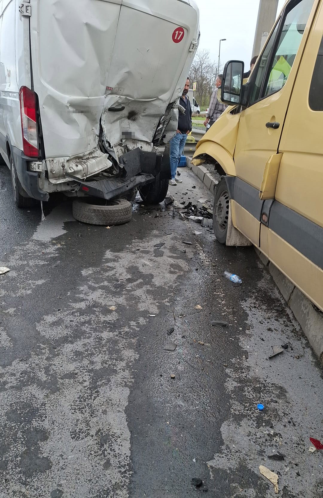 Başakşehir’de Zincirleme Kaza 12 Yaralı (1)