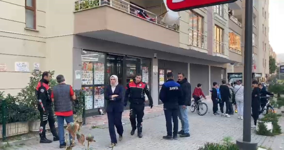 Bursa'da Eski Eşini Çalıştığı Markette Bıçakladı (1)