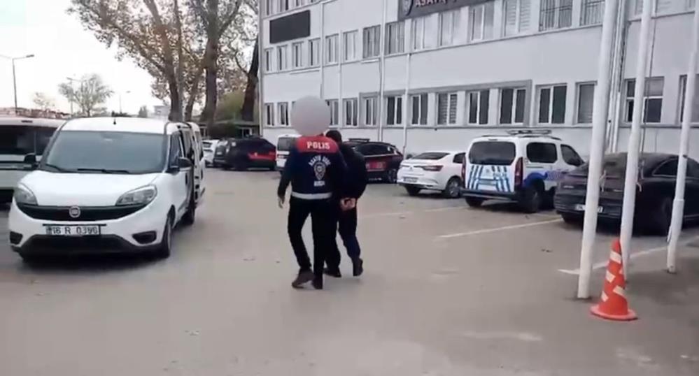 Bursa’da Yaşlıları Hedef Alan Telefon Dolandırıcısı 120 Saatlik Kamera İncelemesiyle Yakalandı (3)