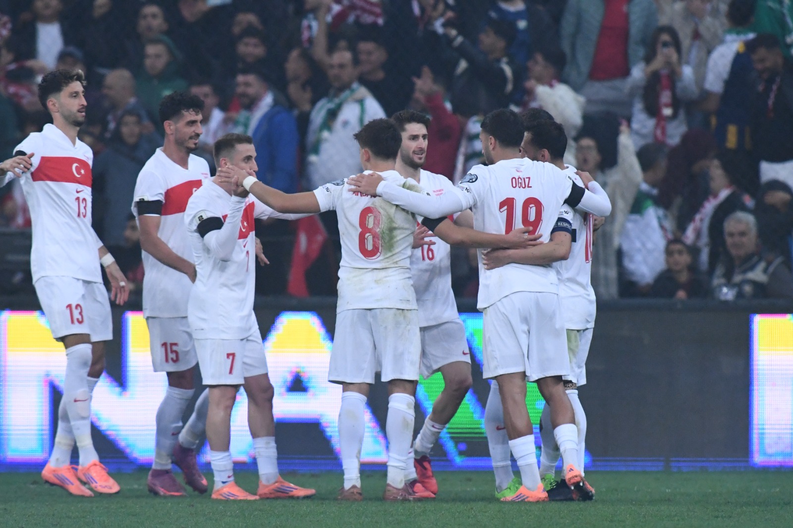 Bursa’da Zafer Millilerin! Play Off Biletini Garantiledi (10)