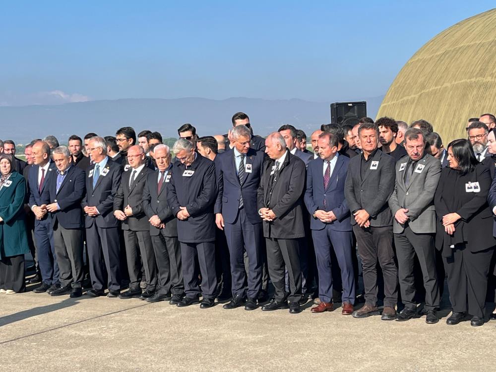 Bursalı Şehitler Yenişehir Havalimanı’nda Törenle Karşılandı! (1)