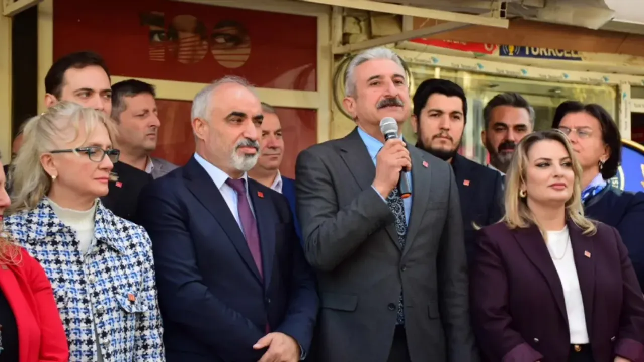 Chp Inegolden Yenicekoyde Temsilcilik Acilisi 1