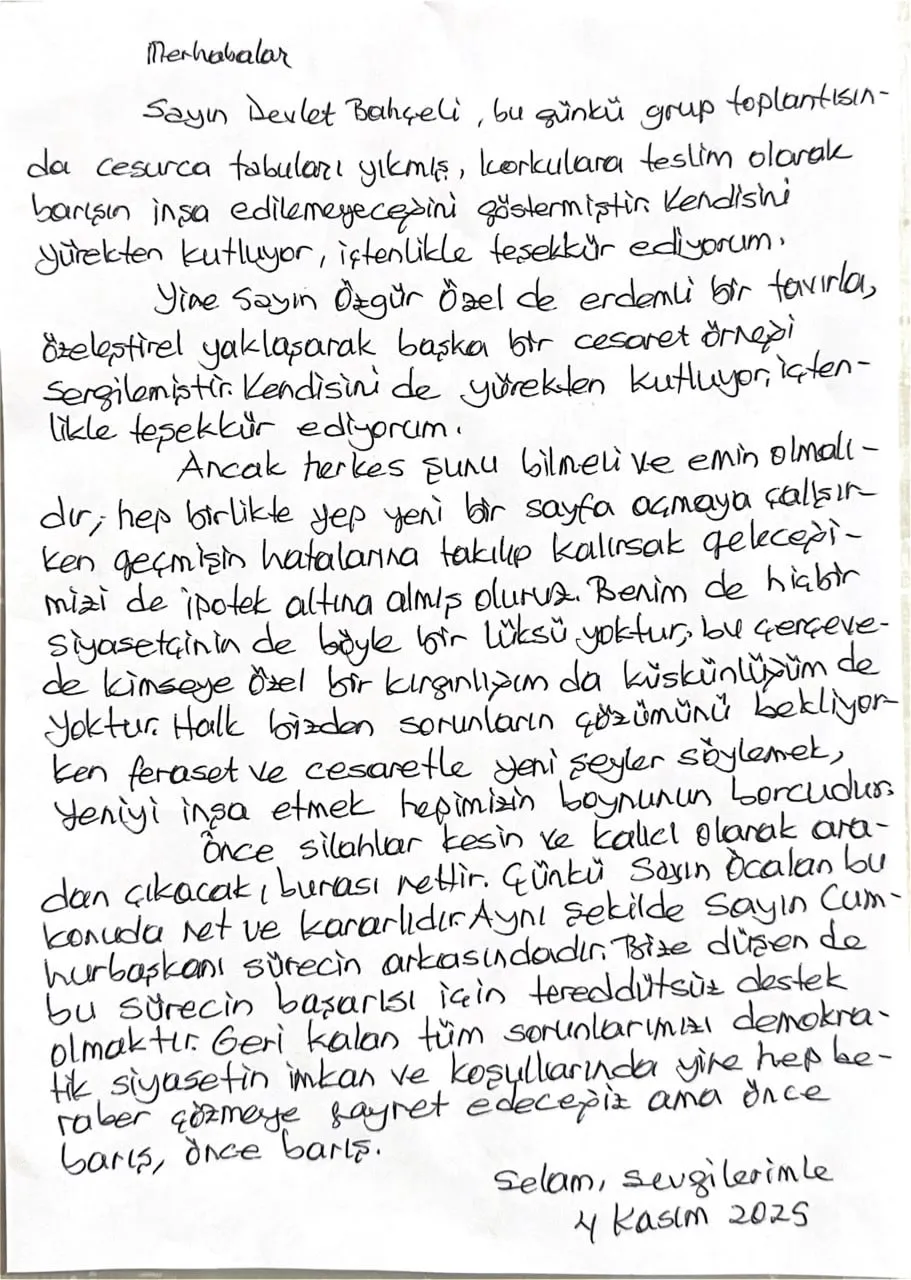 Demirtaş’tan Bahçeli Ve Özel’e Barış Mesajı