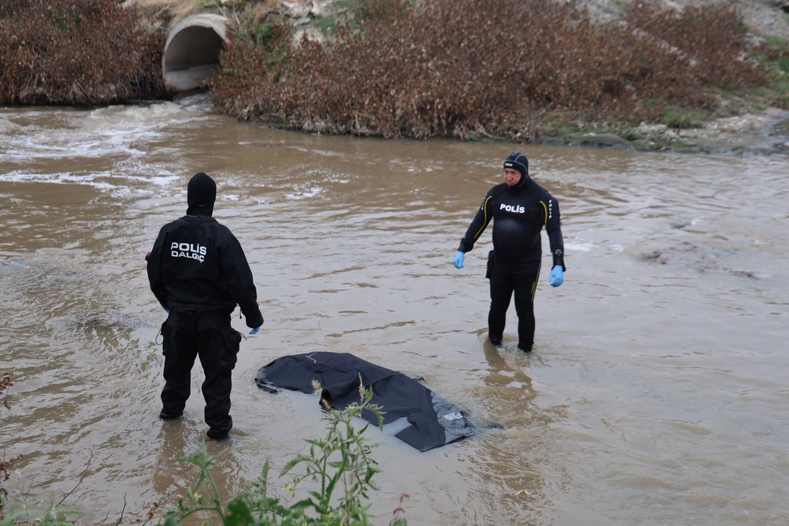 Elazığ'da Kayıp Çocuğun Cansız Bedeni Bulundu (1)