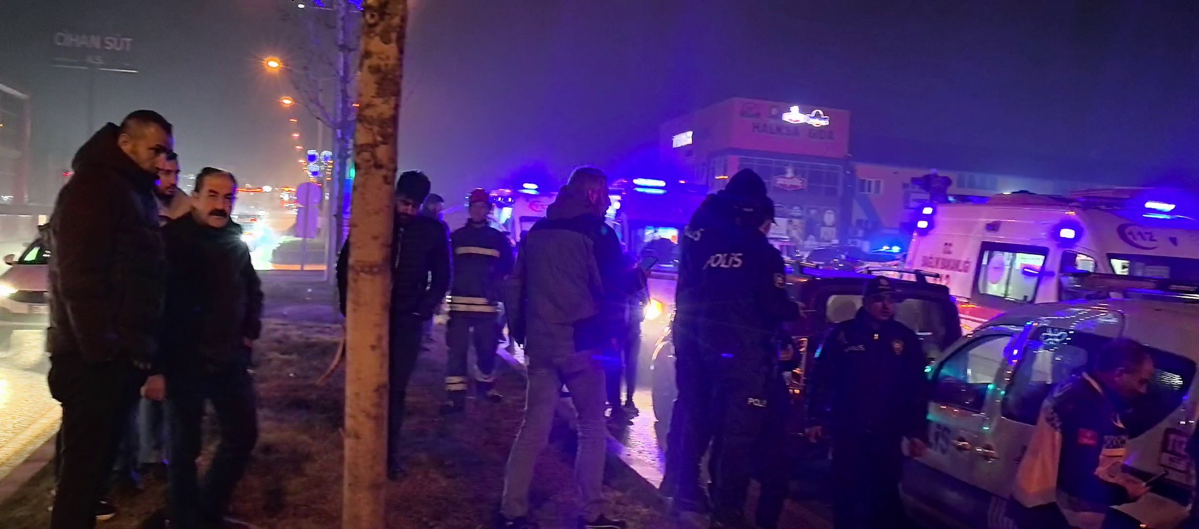 Erzurum’da Zincirleme Kazada 6 Kişi Yaralandı (2)