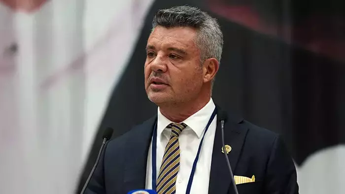 Fenerbahçe’nin İlk Transferi Yolda! Tedesco Maestro'ya Hayran (2)