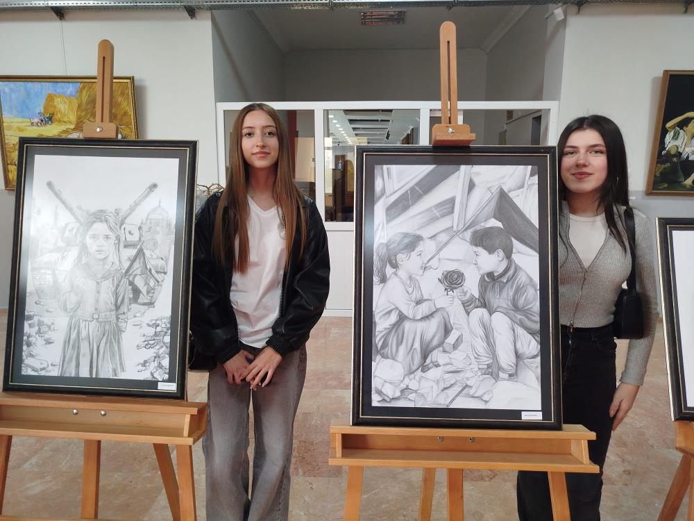 Gazzeli Çocukların Acısını Resmetti! (3)