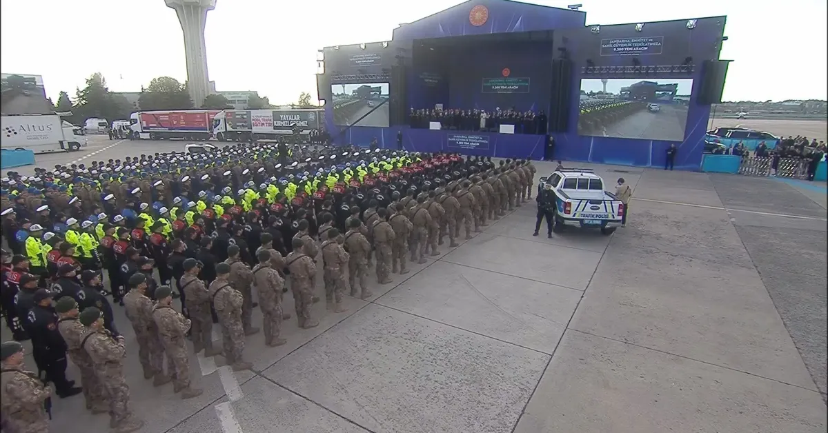 I S T A N B U L C U M H U R B A S K A N I E R D O G A N B U G U N 1038119 307989 Gencgazete