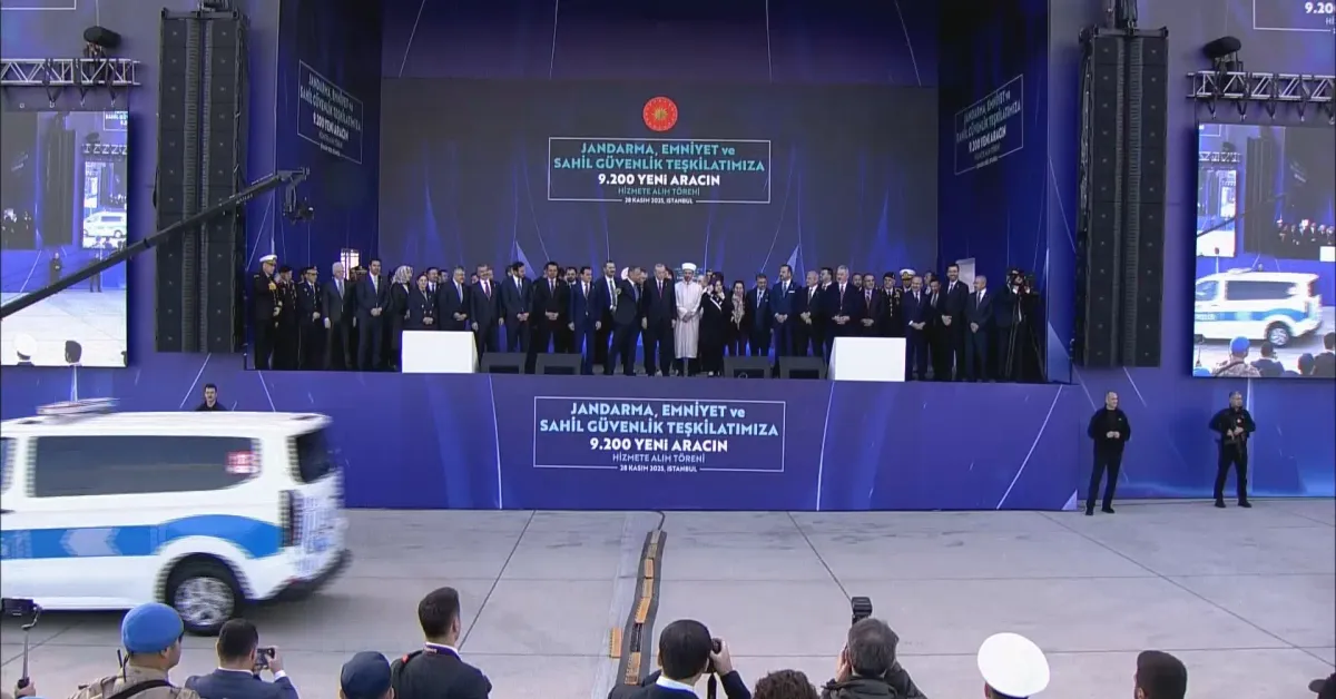 I S T A N B U L C U M H U R B A S K A N I E R D O G A N B U G U N 1038120 307989 Gencgazete