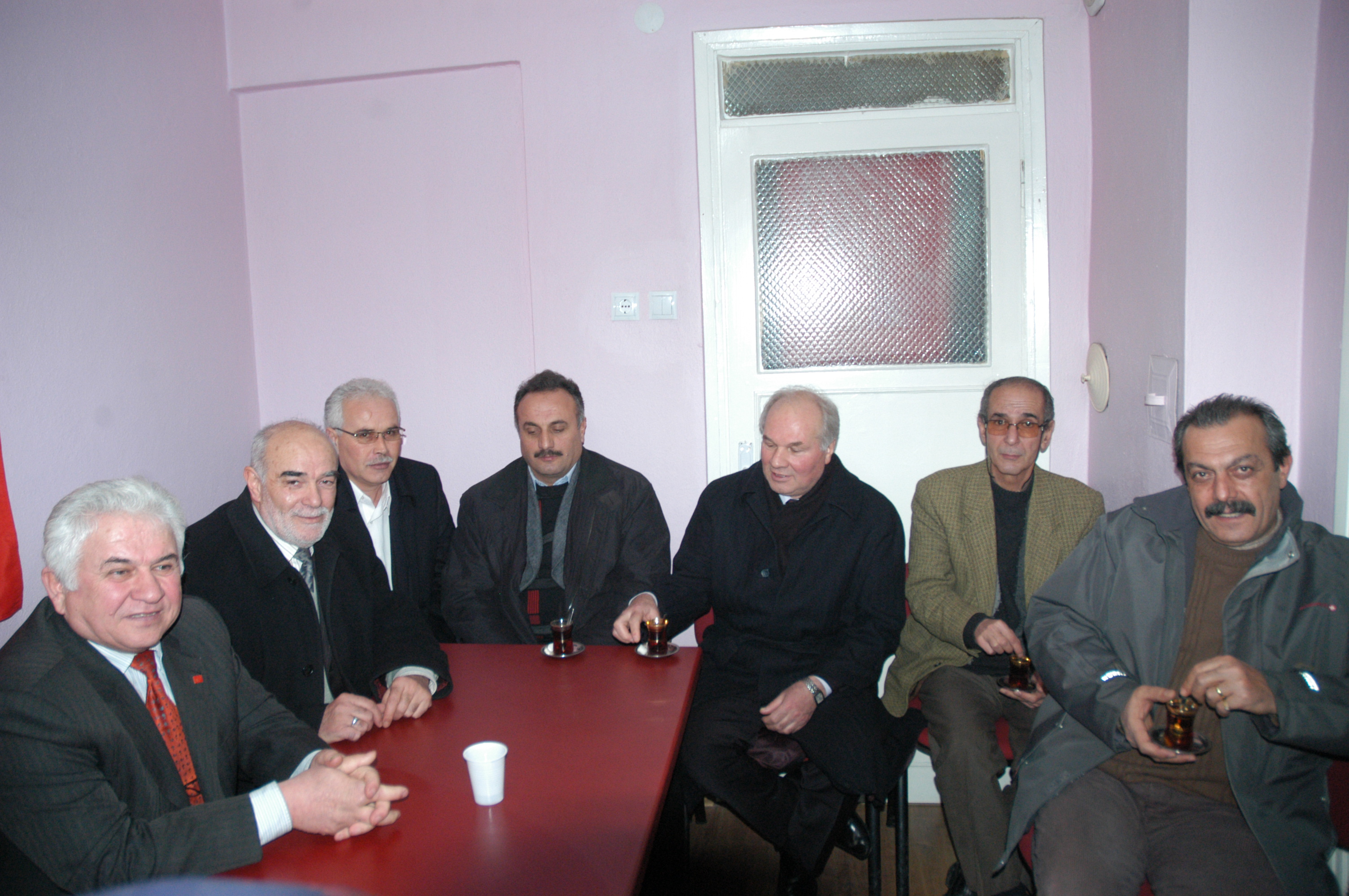 İnegöl'de Chp–Akp Buluşması Arşiv Haber 21.01.2008 Gencgazete (1)