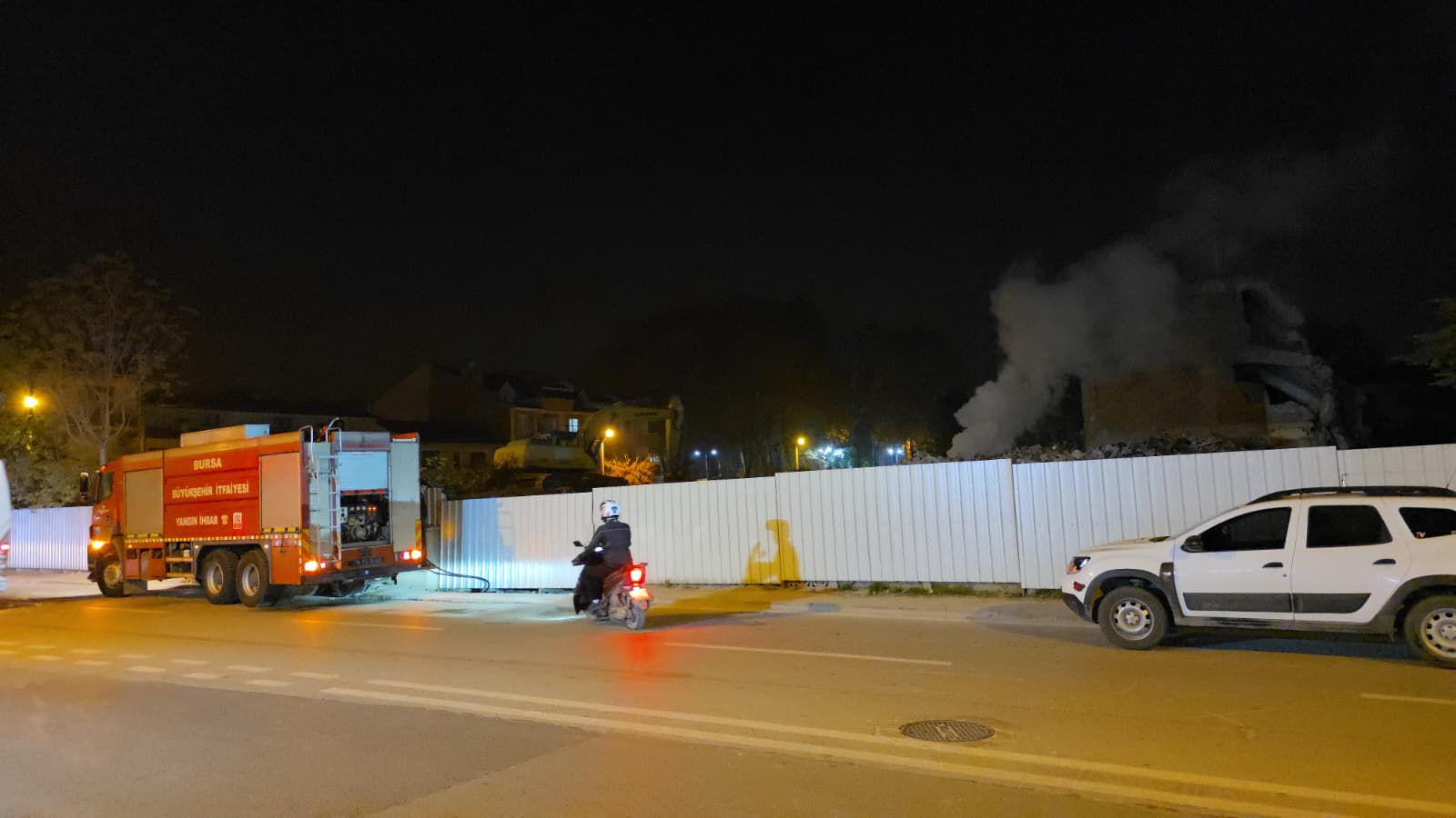 İnegöl’de Kentsel Dönüşüm Alanında Duman Paniği (1)