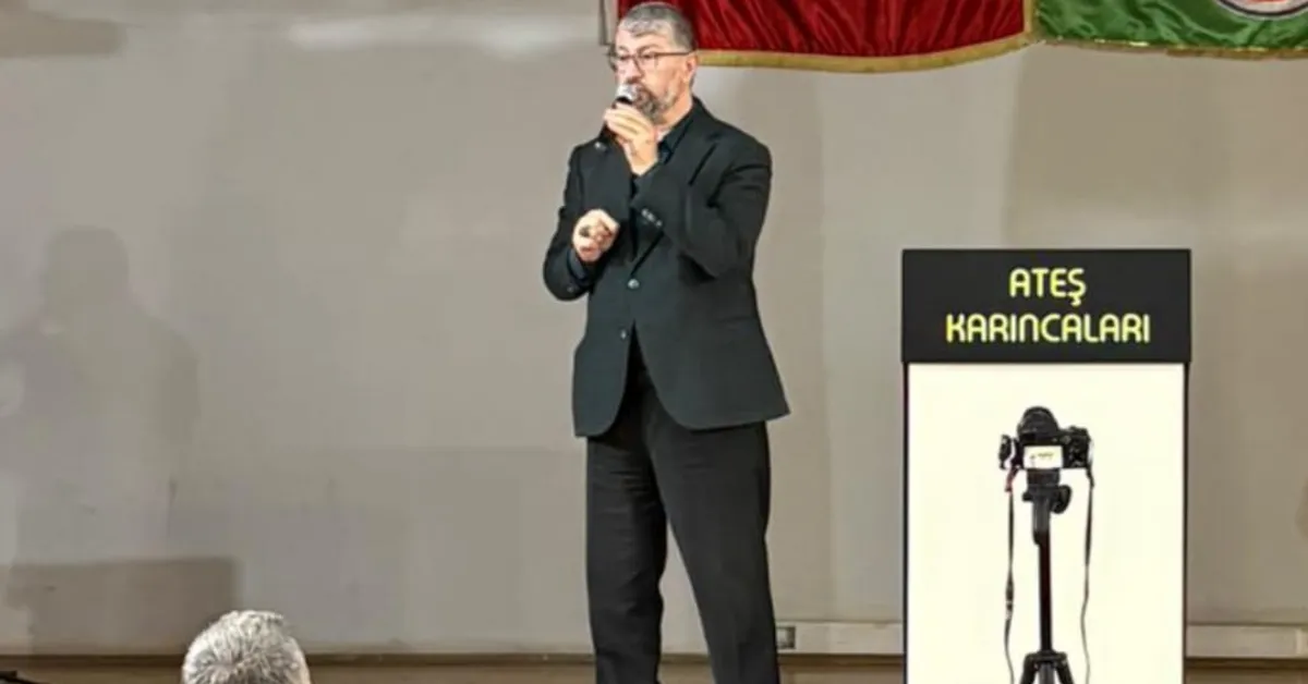 İnegöl’de “Şehirlerimizi Aydınlatmak İçin Medine Olmalıyız” Konulu Konferans (1)