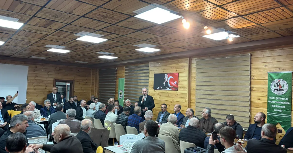 İnegöl’de Şehitler İçin Anma Programı Düzenlendi (1)