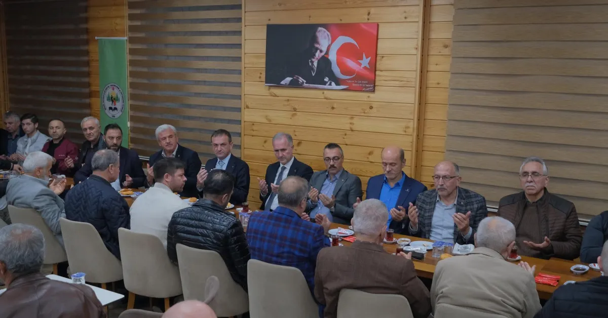 İnegöl’de Şehitler İçin Anma Programı Düzenlendi (2)