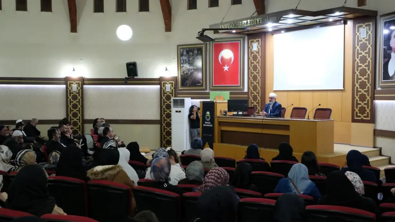 Inegolde Tesettur Ve Mahremiyet Semineri Aile Okulunun Gundemi Oldu 1