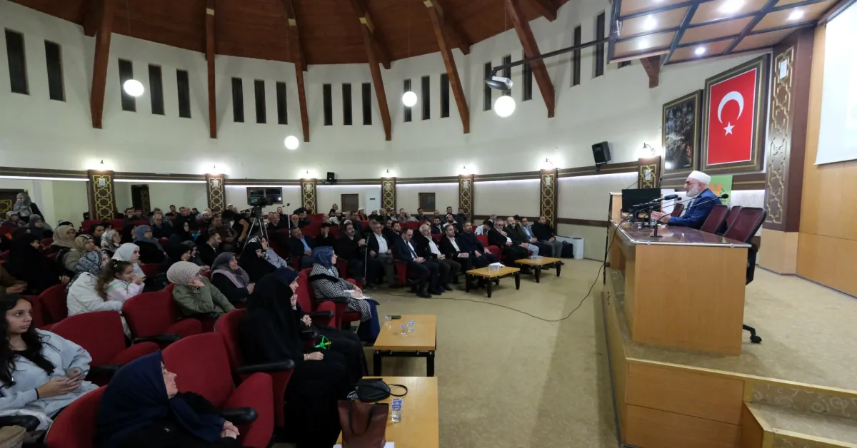 İnegöl'de Tesettür Ve Mahremiyet Semineri Aile Okulu'nun Gündemi Oldu (4)