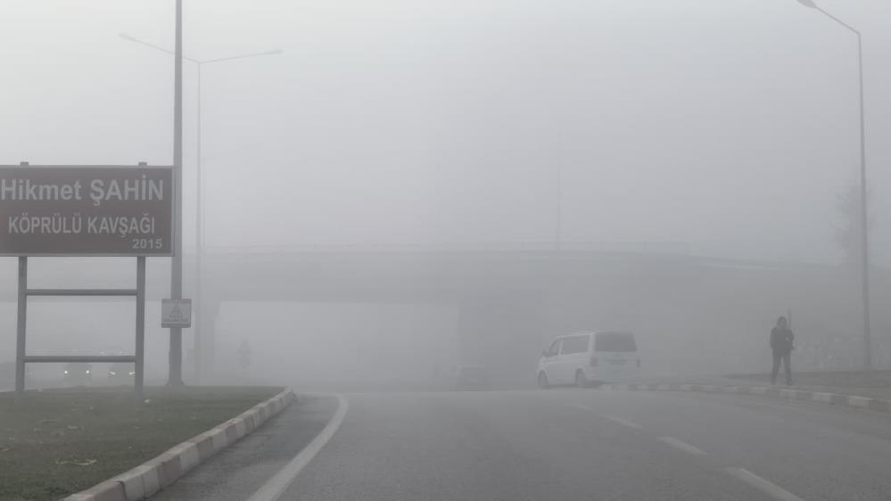 İnegöl’de Yoğun Sis Hayatı Felç Etti! (1)-1
