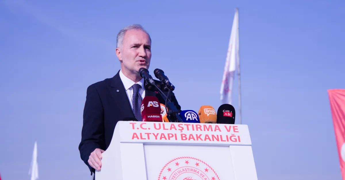 İnegöl'deki Dev Proje Hizmete Girdi! Bakan Uraloğlu Hızlı Tren Tarihini İnegöl'den Verdi.. (3)