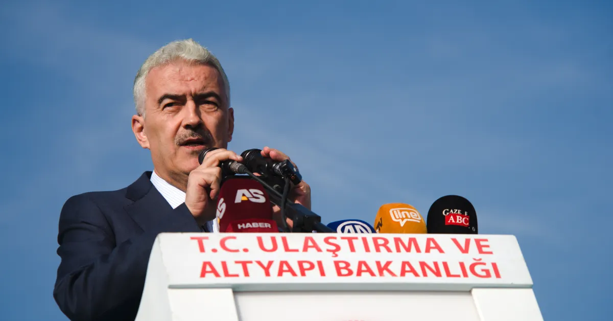 İnegöl'deki Dev Proje Hizmete Girdi! Bakan Uraloğlu Hızlı Tren Tarihini İnegöl'den Verdi.. (8)