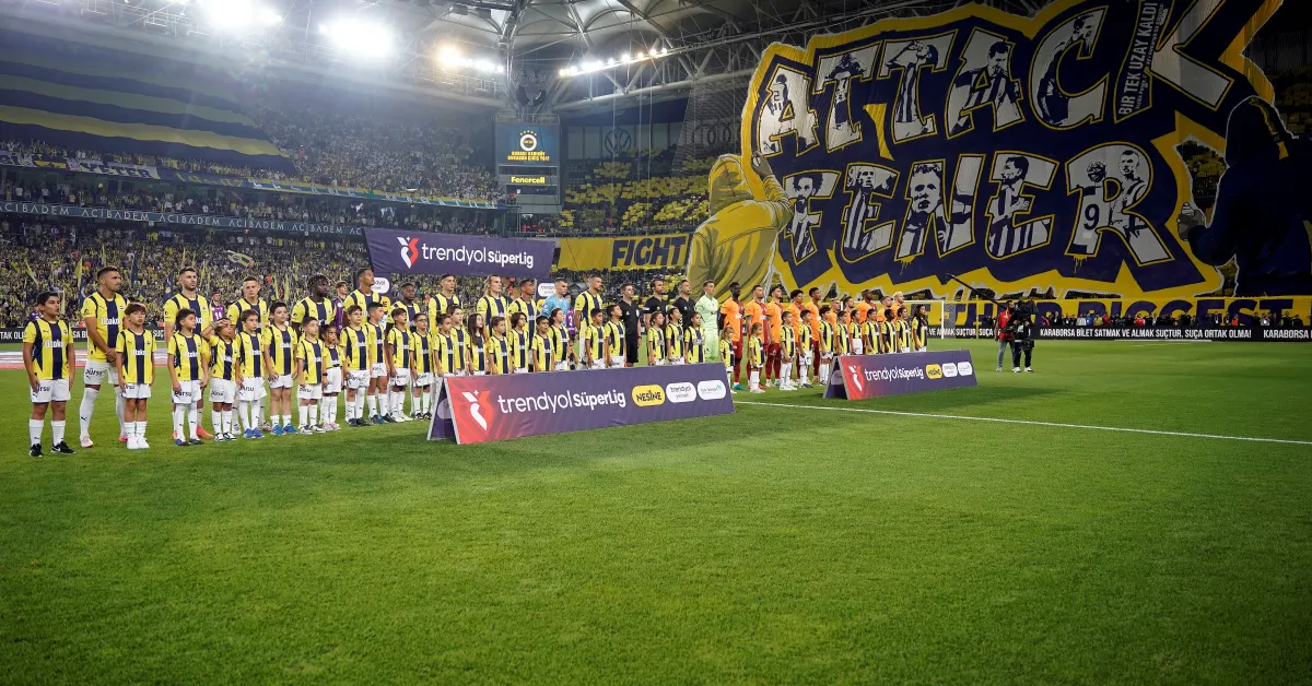 Kadıköy’de 64. Fenerbahçe–Galatasaray Derbisi (1)