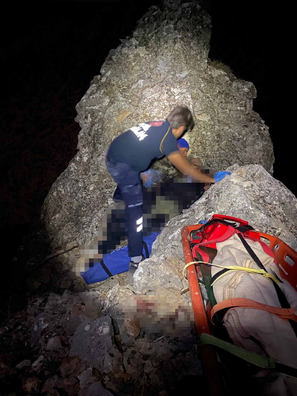 Karaman’da Kayalıklardan Düşen Genç Hayatını Kaybetti (1)