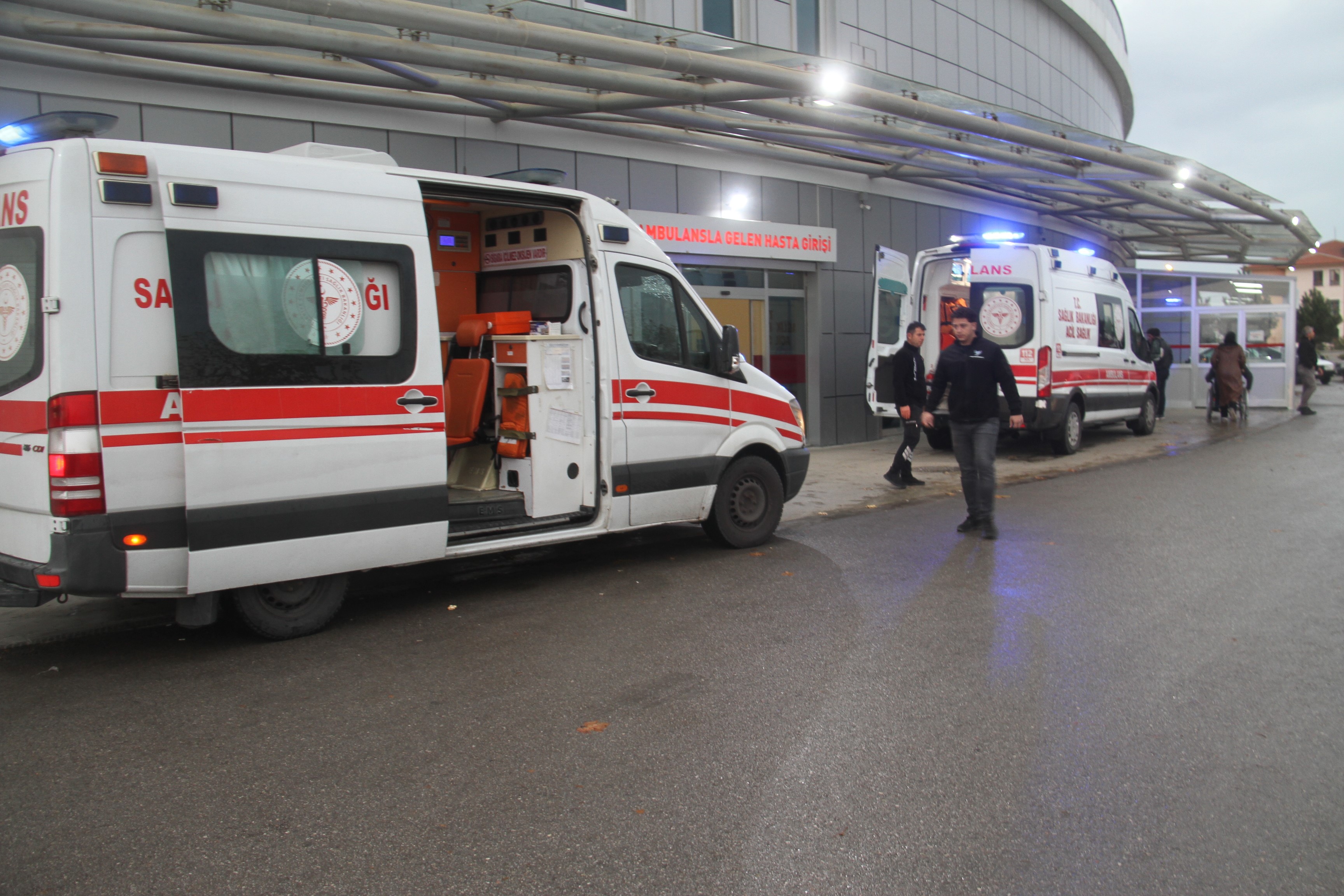 Konya’da Öğrenci Servisi Devrildi 31 Yaralı (3)