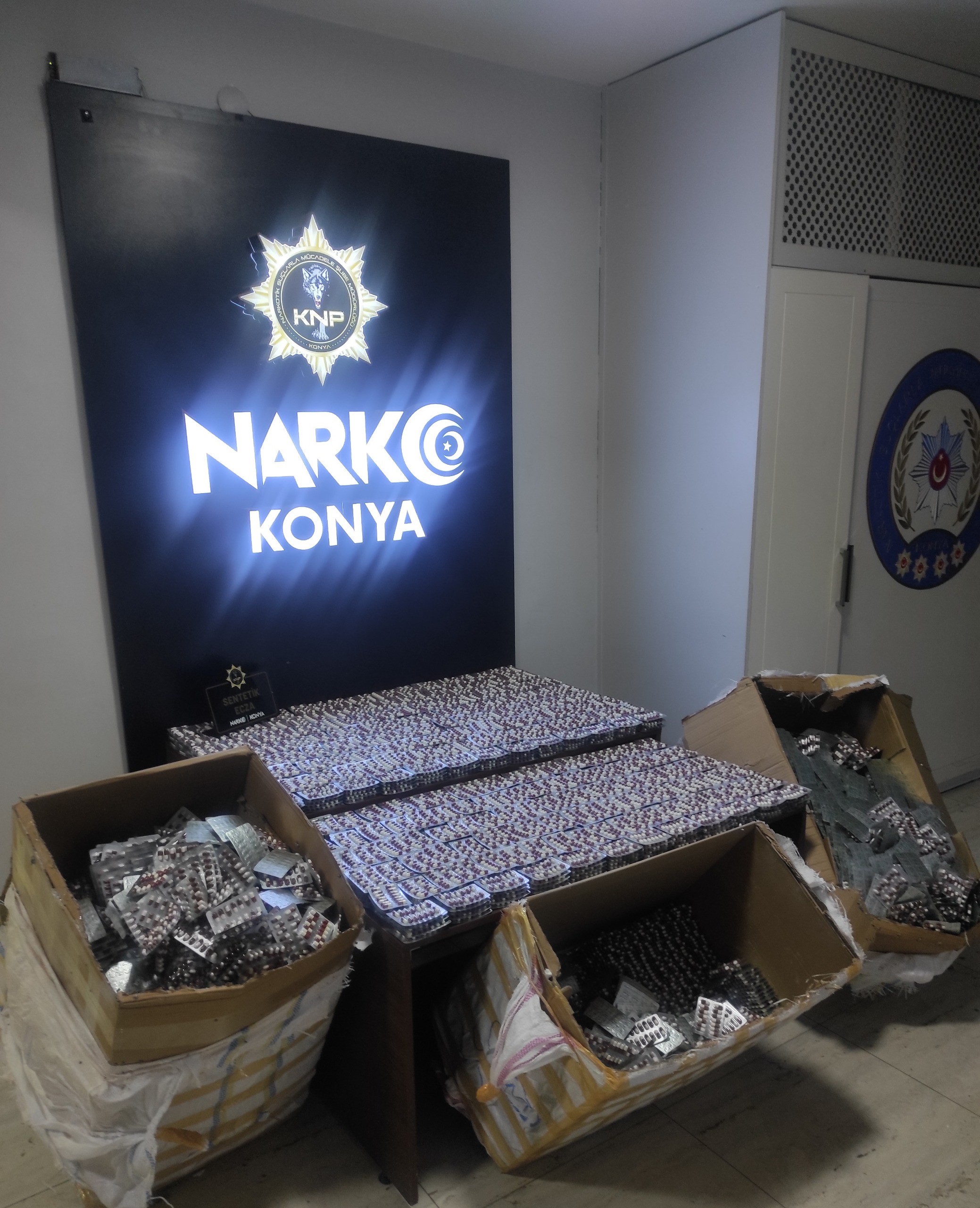 Konya'da Uyuşturucu Taciri 140 Kişi Tutuklandı (1)