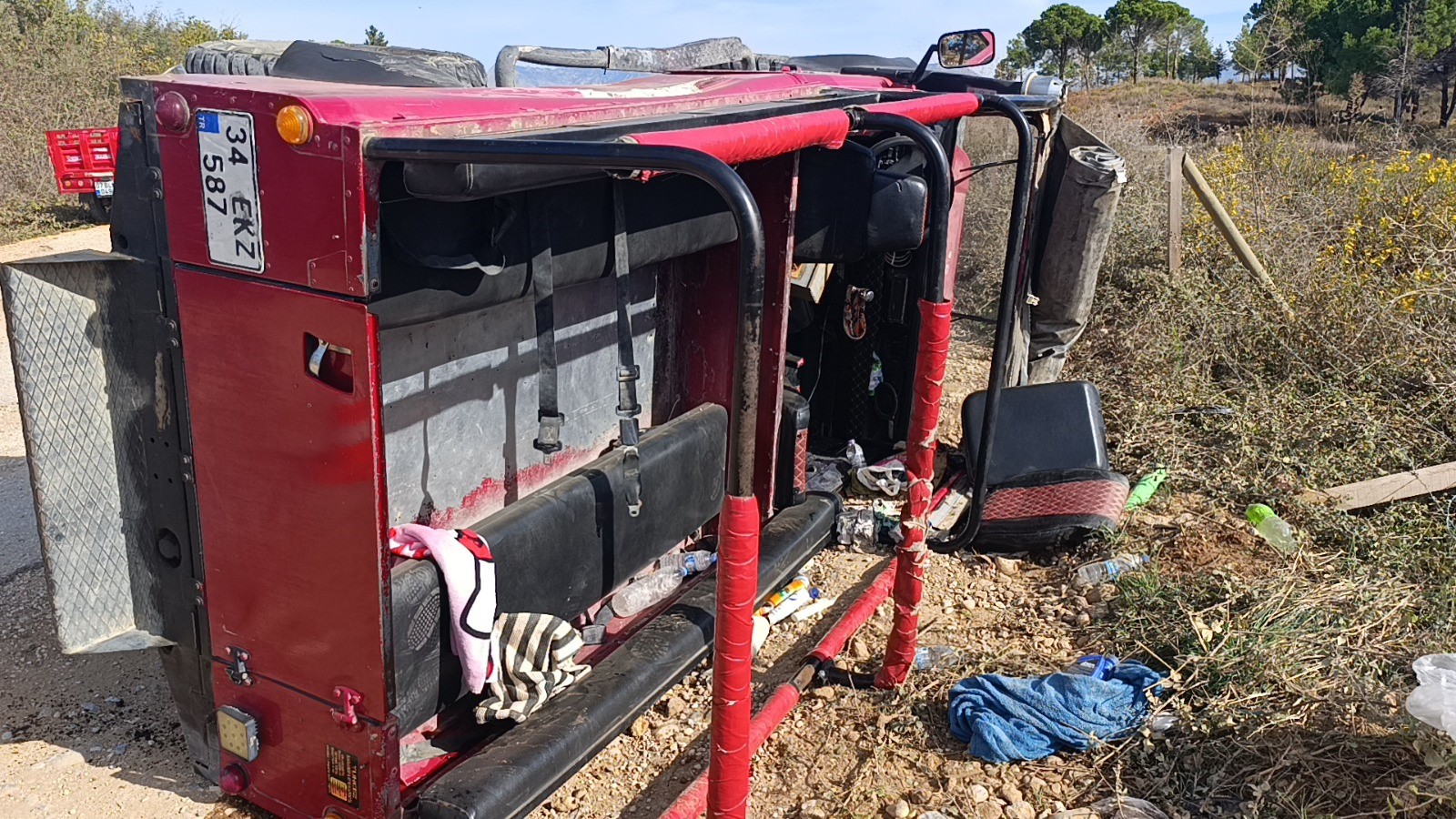 Manavgat’ta Iki Safari Aracı Çarpıştı (2)