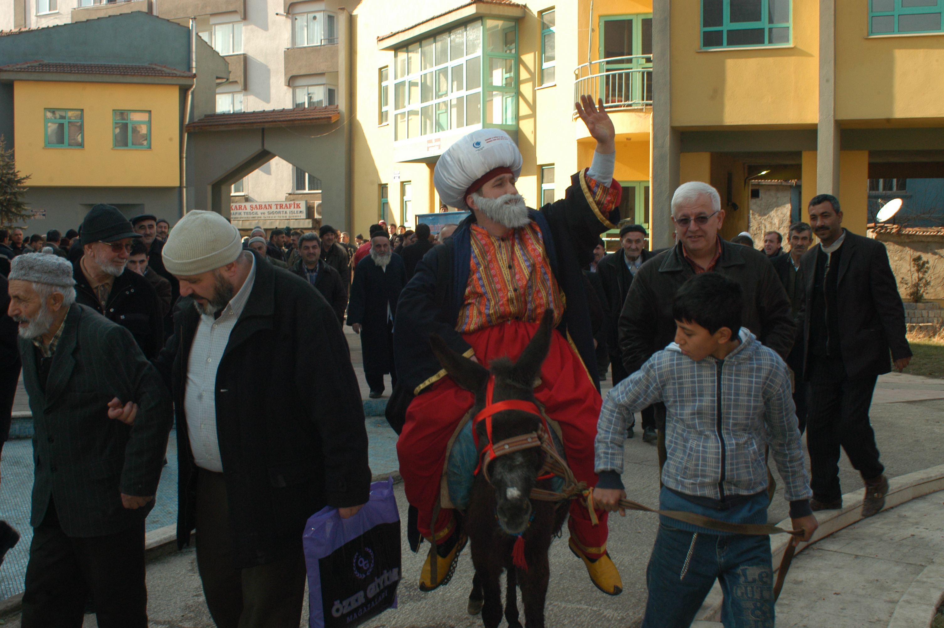 Nasrettin Hoca İnegöl'de Arsiv Haber 2008 Gencgazete (10)