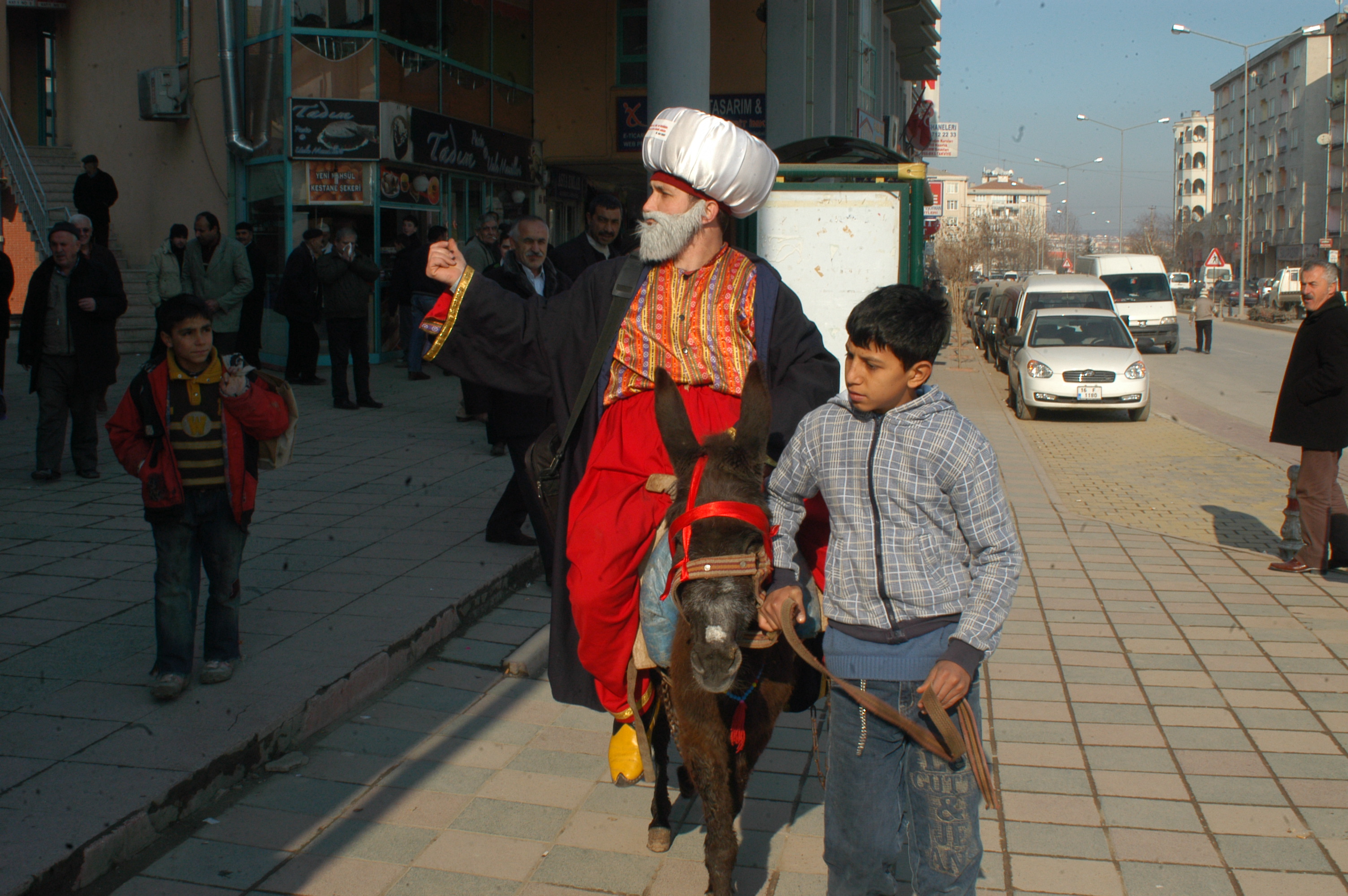 Nasrettin Hoca İnegöl'de Arsiv Haber 2008 Gencgazete (13)