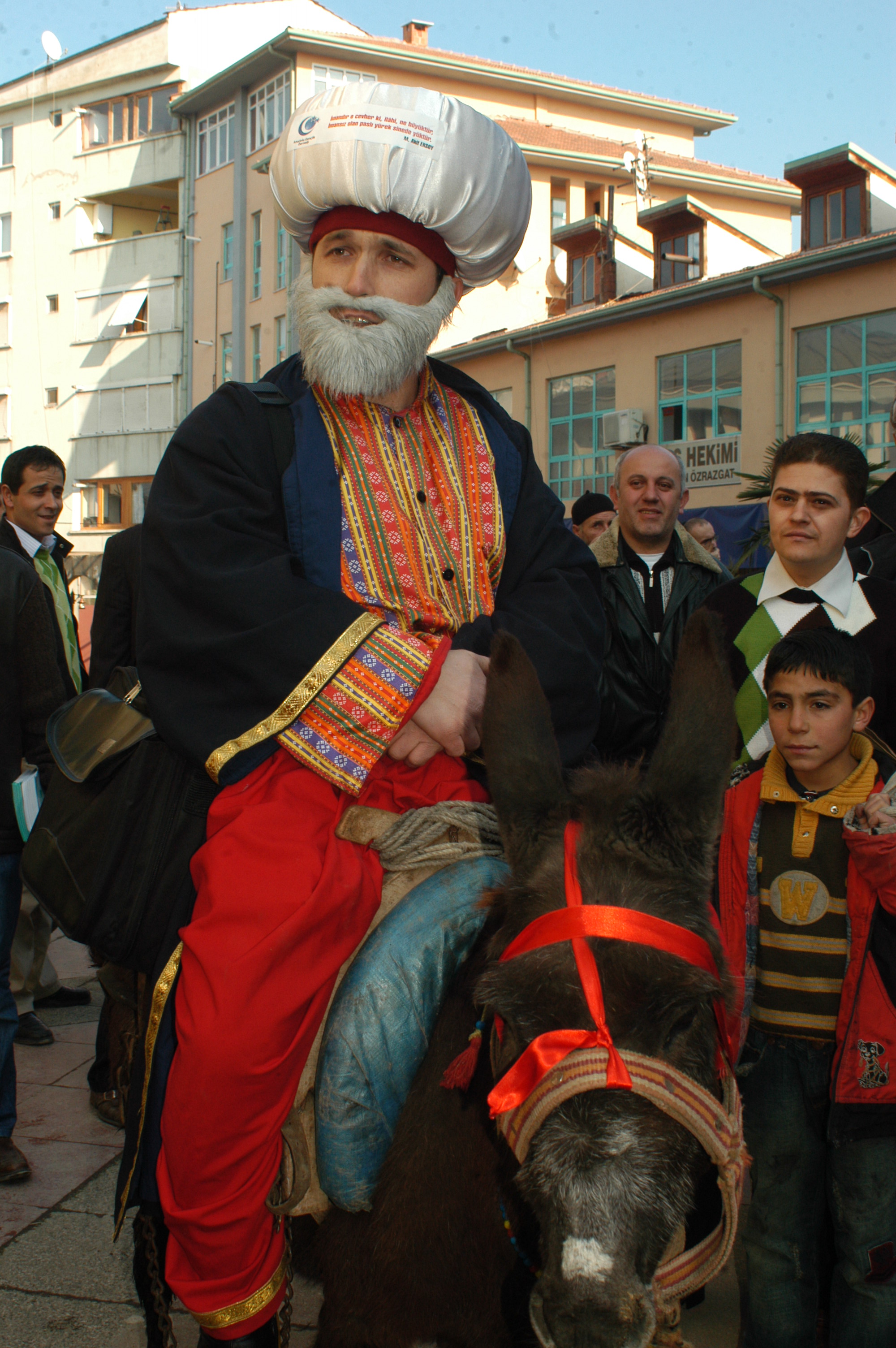 Nasrettin Hoca İnegöl'de Arsiv Haber 2008 Gencgazete (2)