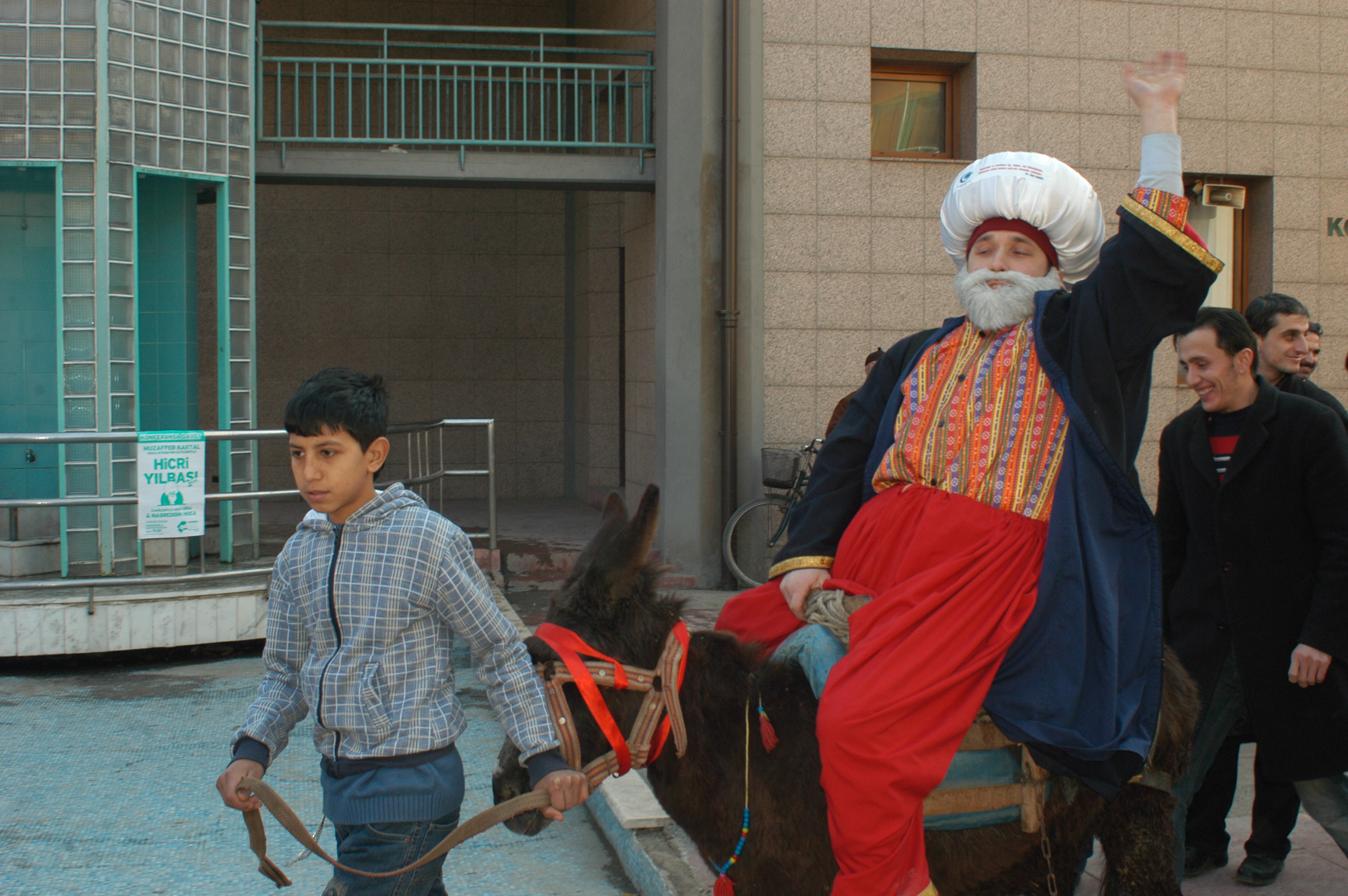 Nasrettin Hoca İnegöl'de Arsiv Haber 2008 Gencgazete (9)