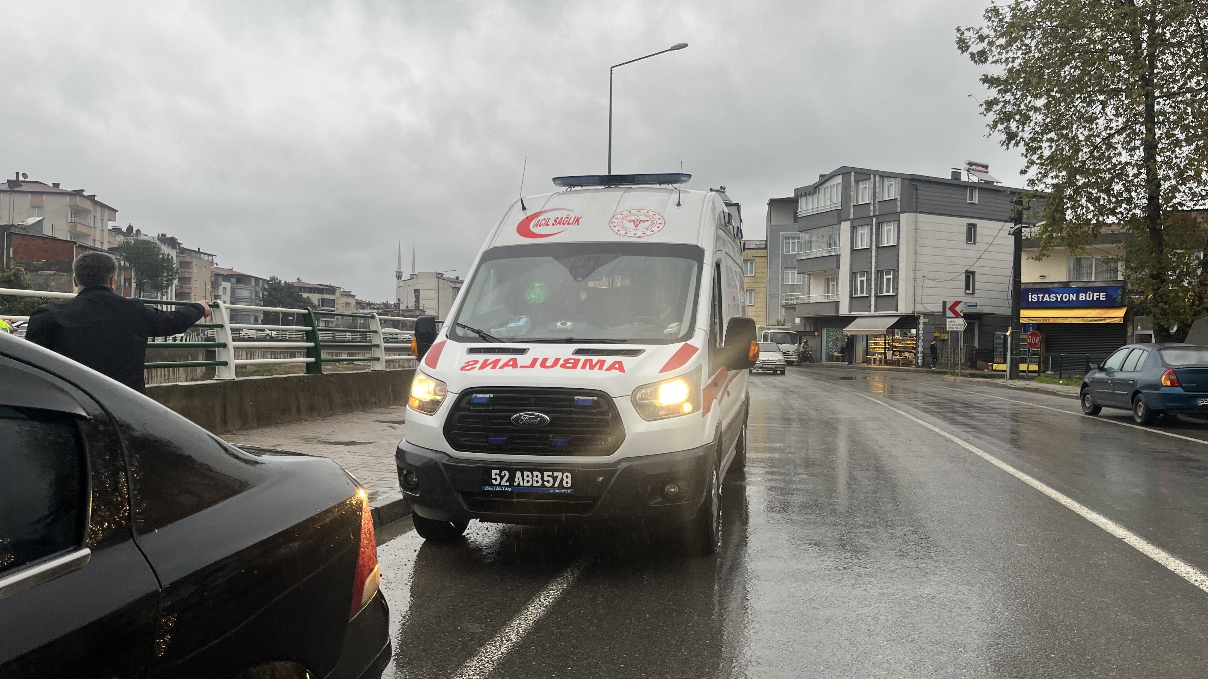 Ordu’da Otomobilin Çarptığı Yaya Yaralandı (2)