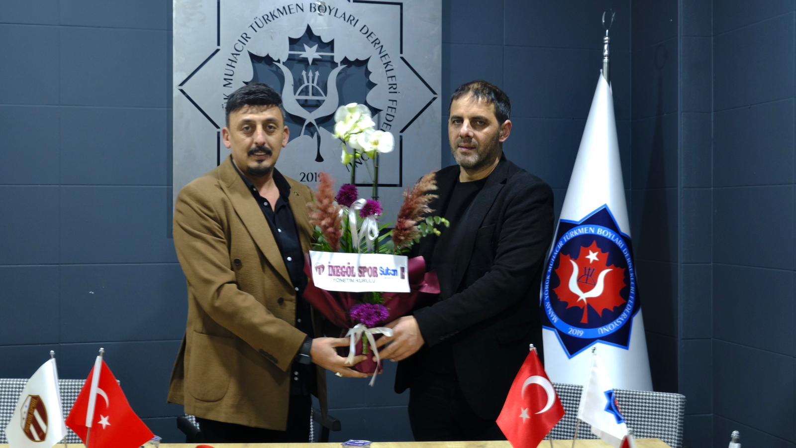 Sultan Su İnegölspor’dan Mym Türkmen Boyları Federasyonu’na Ziyaret (1)