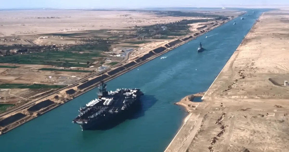 Süveyş Kanalı Açıldı