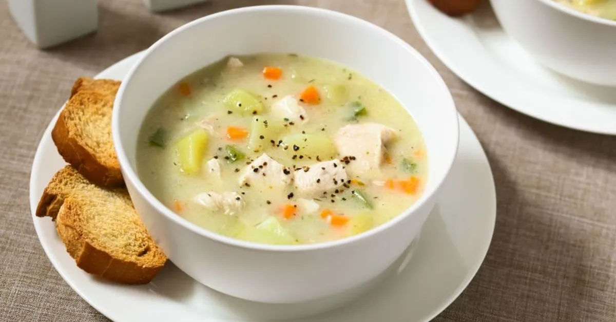 Tavuk Suyu Çorbası